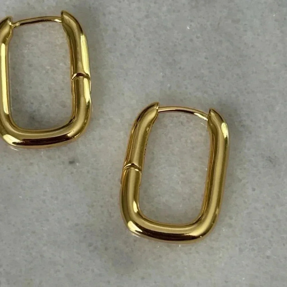Gold Chunky Square Hoop Earrings Brand New - Picture 5 of 5